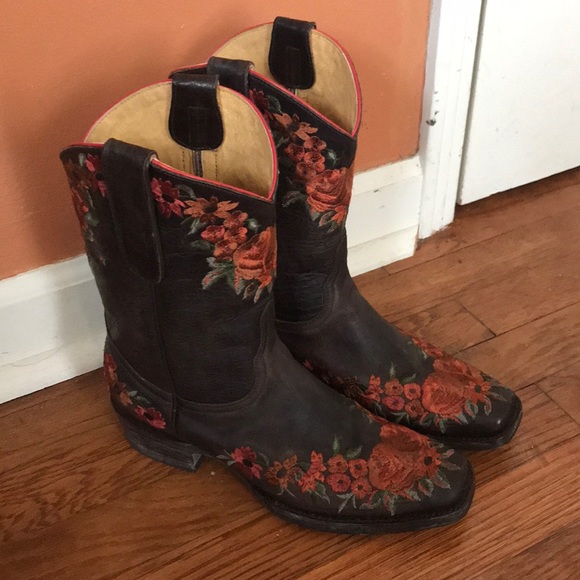 Old Gringo Shoes - Old Gringo Embroidered Rose Boots